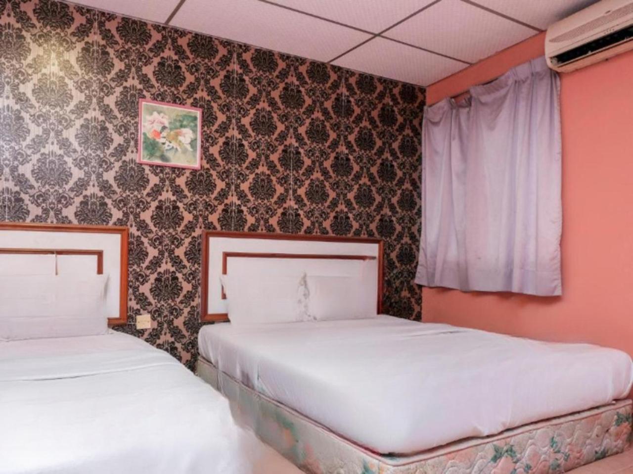 Hotel Tiara Chukai Экстерьер фото