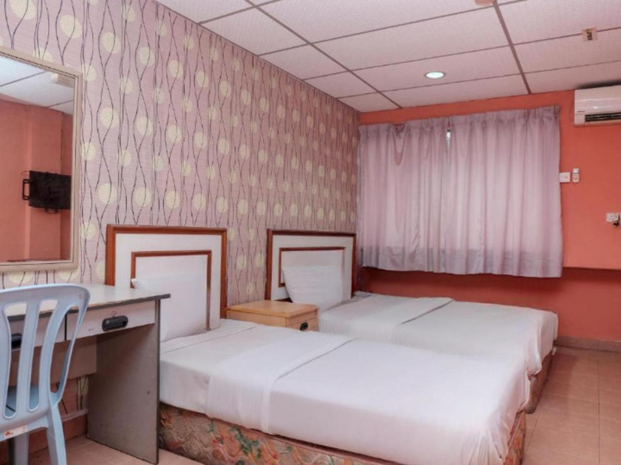 Hotel Tiara Chukai Экстерьер фото