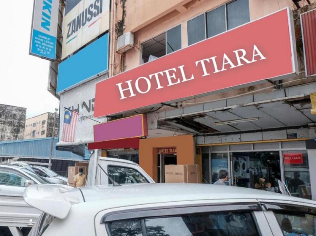 Hotel Tiara Chukai Экстерьер фото