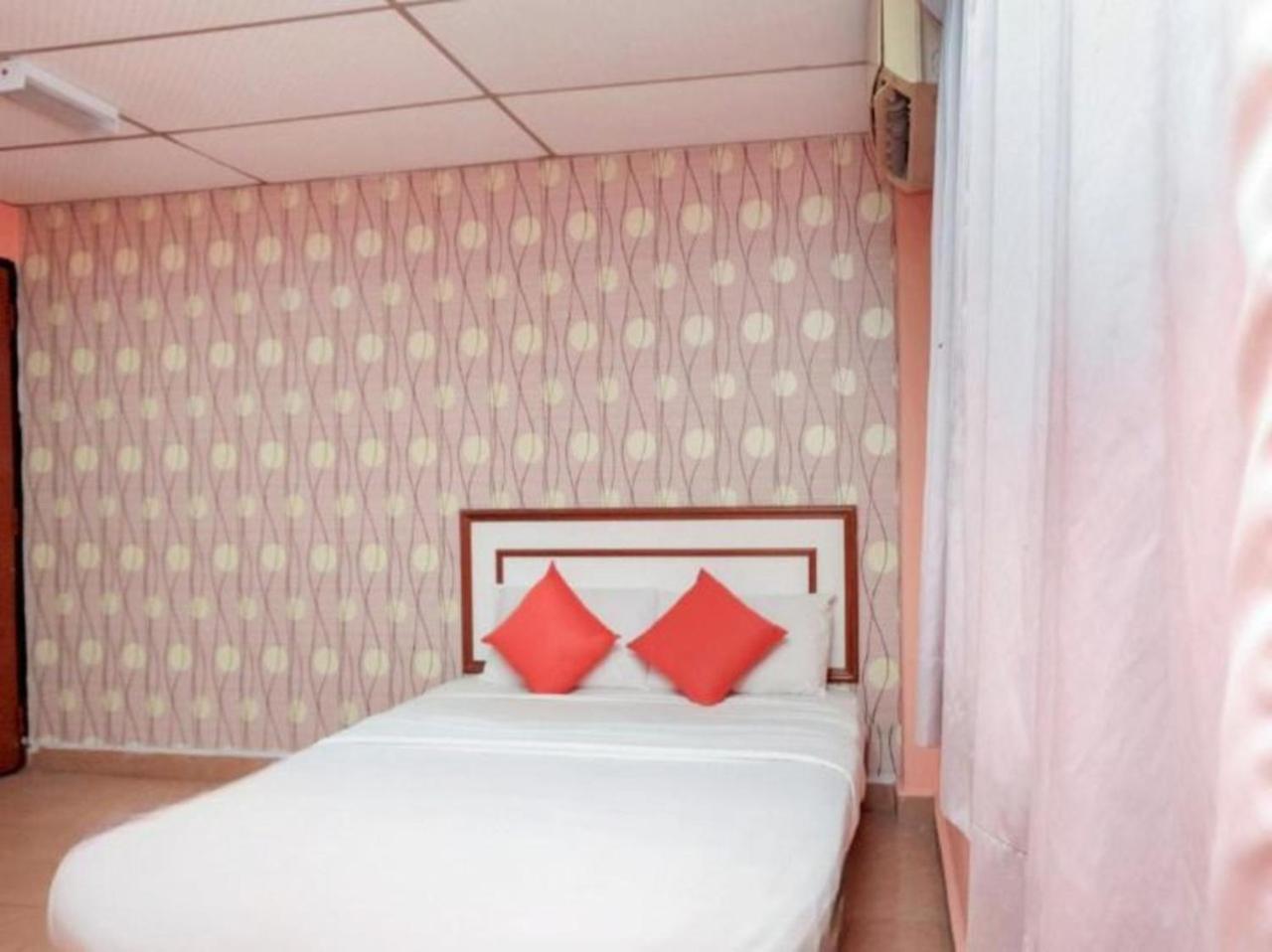 Hotel Tiara Chukai Экстерьер фото